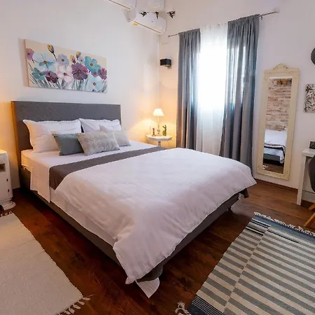 Stella Croata * Σπλιτ